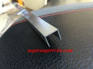 Nẹp trang trí U10